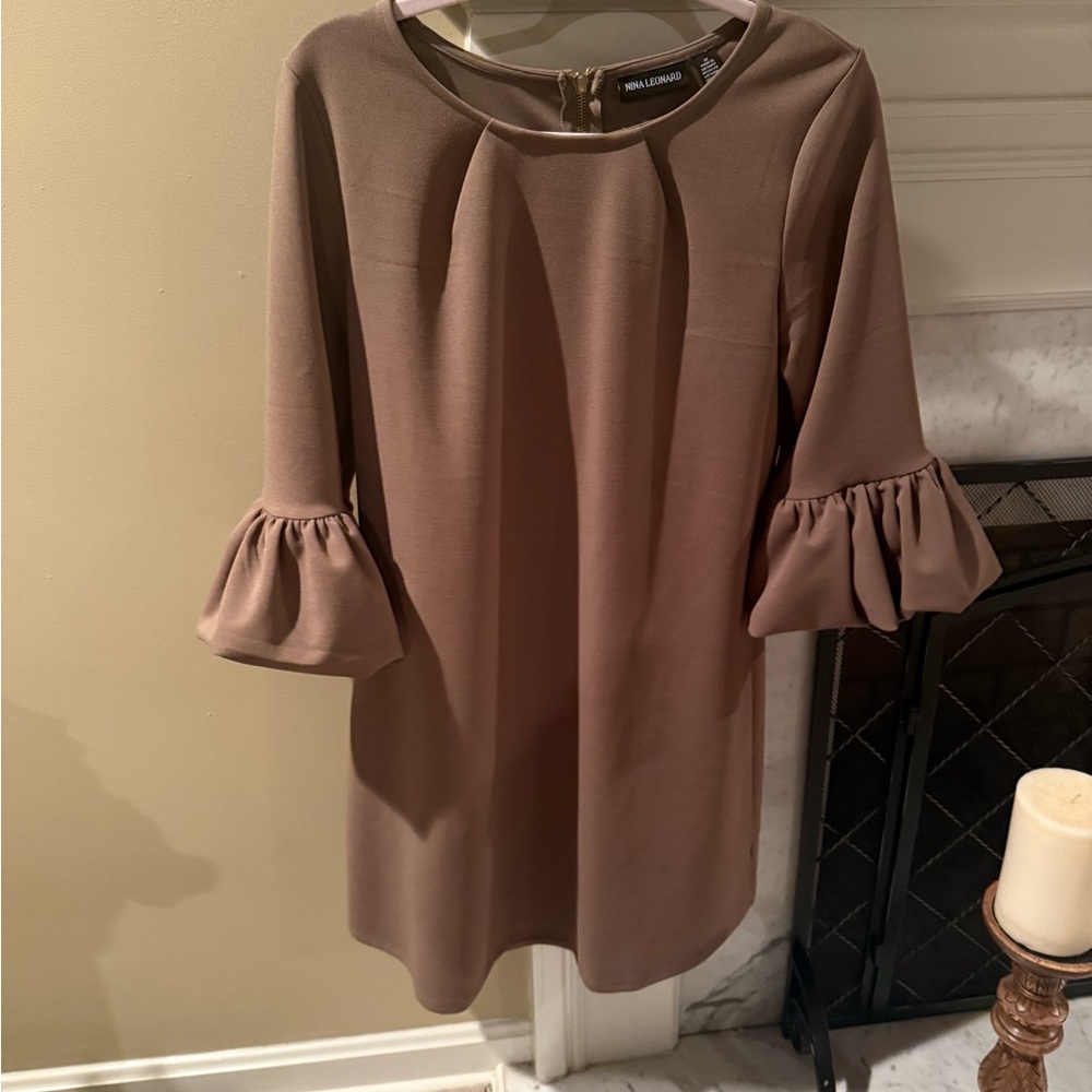 Women’s Nina Leonard Balloon Sleeve Mink colored dress in Medium